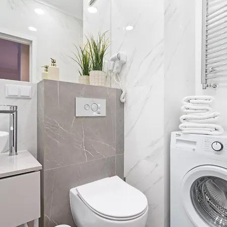 Golden Heart - Mennica - Center