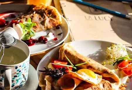 Golden Heart - Mennica - Center * Warszawa