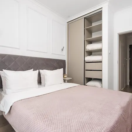 Golden Heart - Mennica - Center Appartement